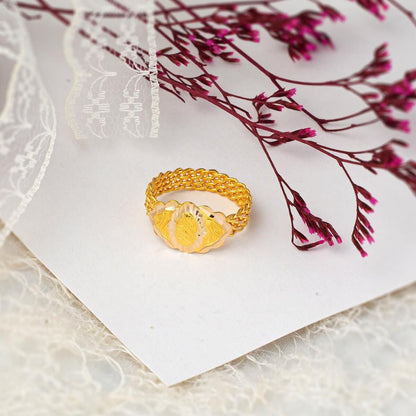 14K Yellow Gold Erzurum Twisted Ring (4.11 g)