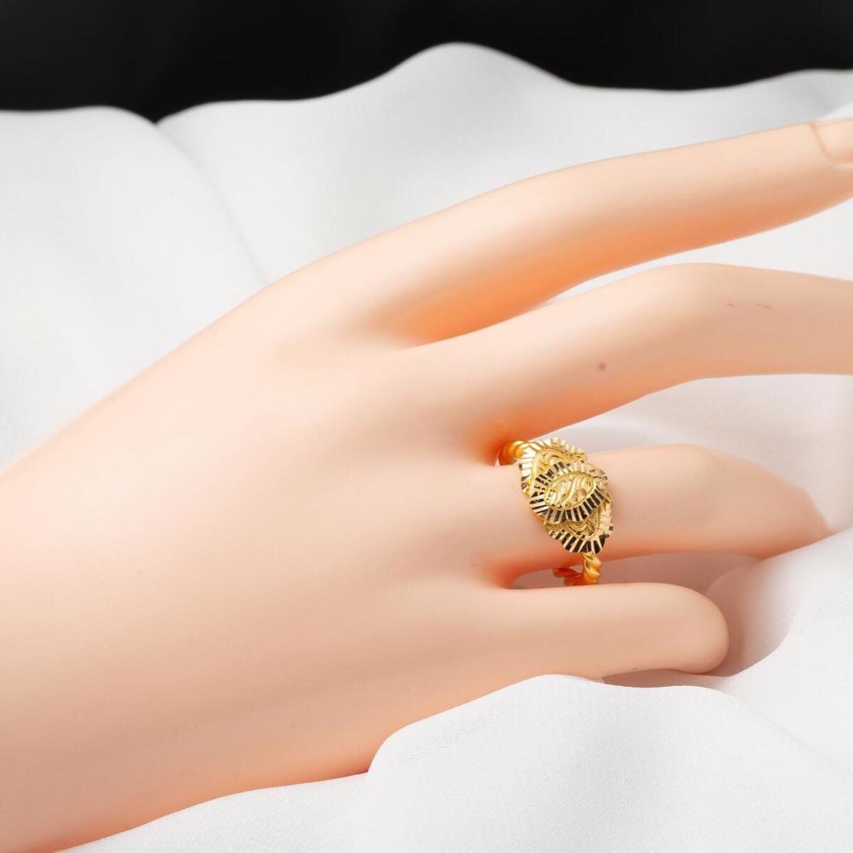 22K Yellow Gold Erzurum Twisted Signet Ring