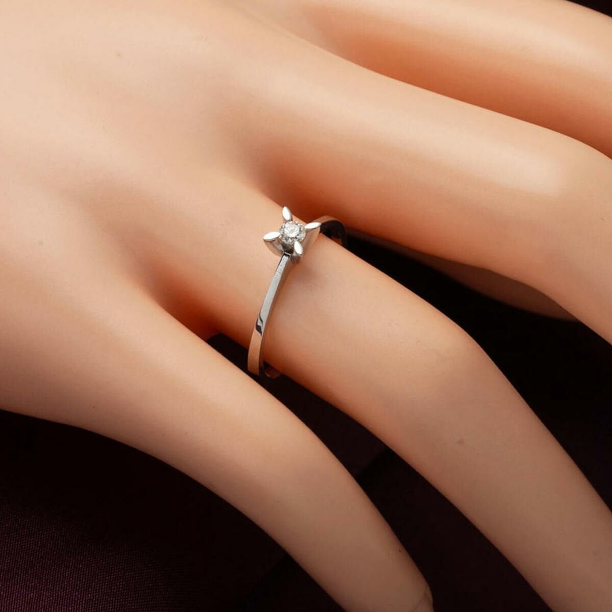 14K White Gold F Tone 0.14 Ct Diamond Solitaire Ring