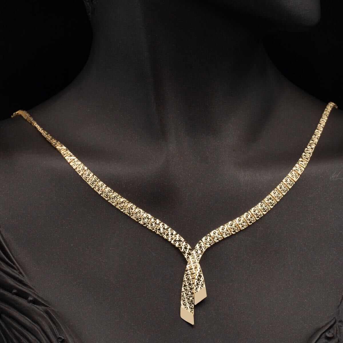14K Yellow Gold Drop Design Jewelry Set