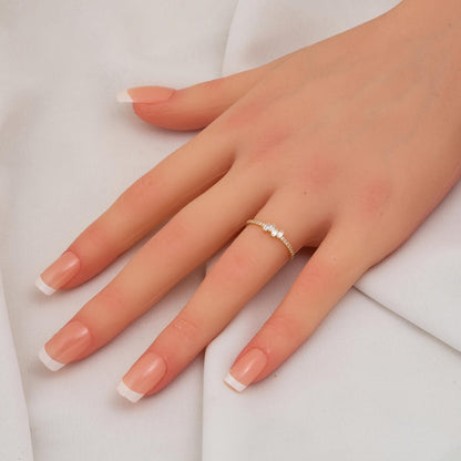 14K Yellow Gold Minimalist Baguette Cubic Zirconia Ring (1.02 g)