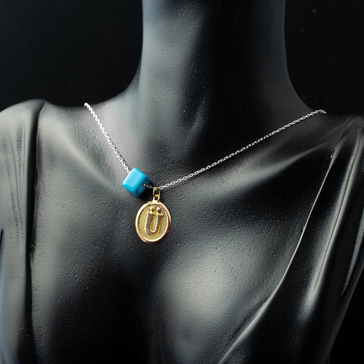 14K Yellow Gold U Initial Oval Pendant