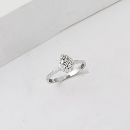 14K White Gold 0.13 Ct Baguette Teardrop Diamond Ring
