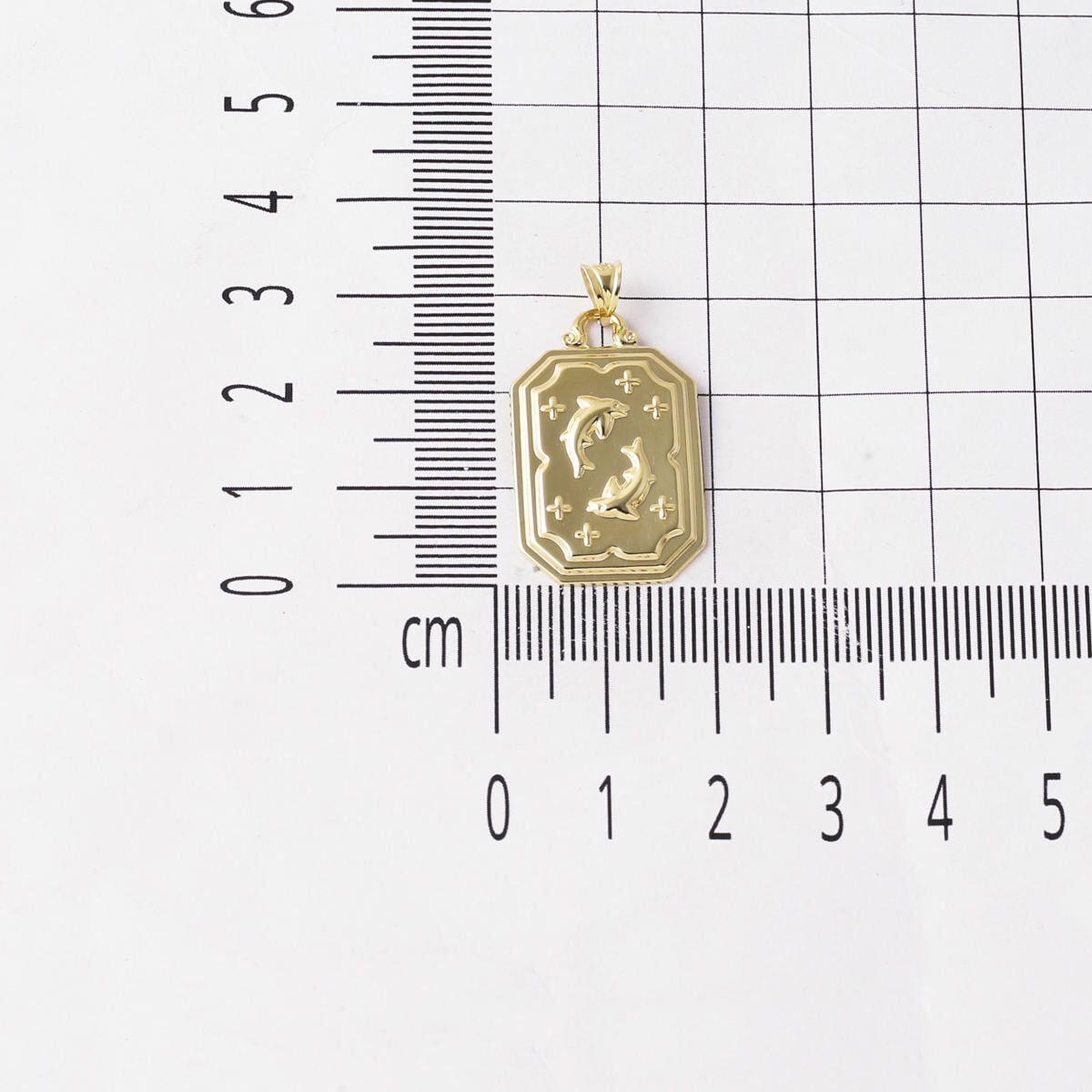 14K Yellow Gold Retro Fish Zodiac Pendant
