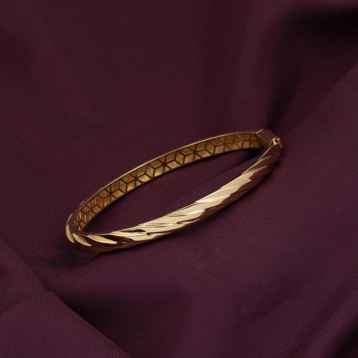 14K Yellow Gold Gold Thread Hinged Cuff Bangle