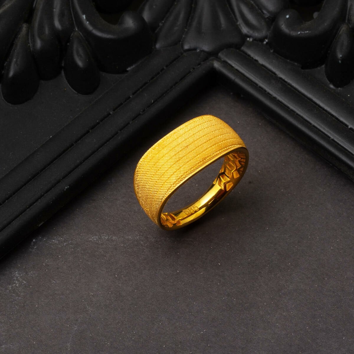 14K Yellow Gold Fashion Mesh Ring