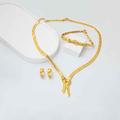 14K Yellow Gold Arched Wedding Set
