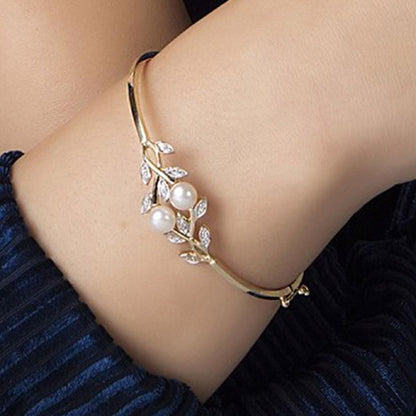 14K Yellow Gold Designer Inspired Hinged Cuff Pearl Bangle