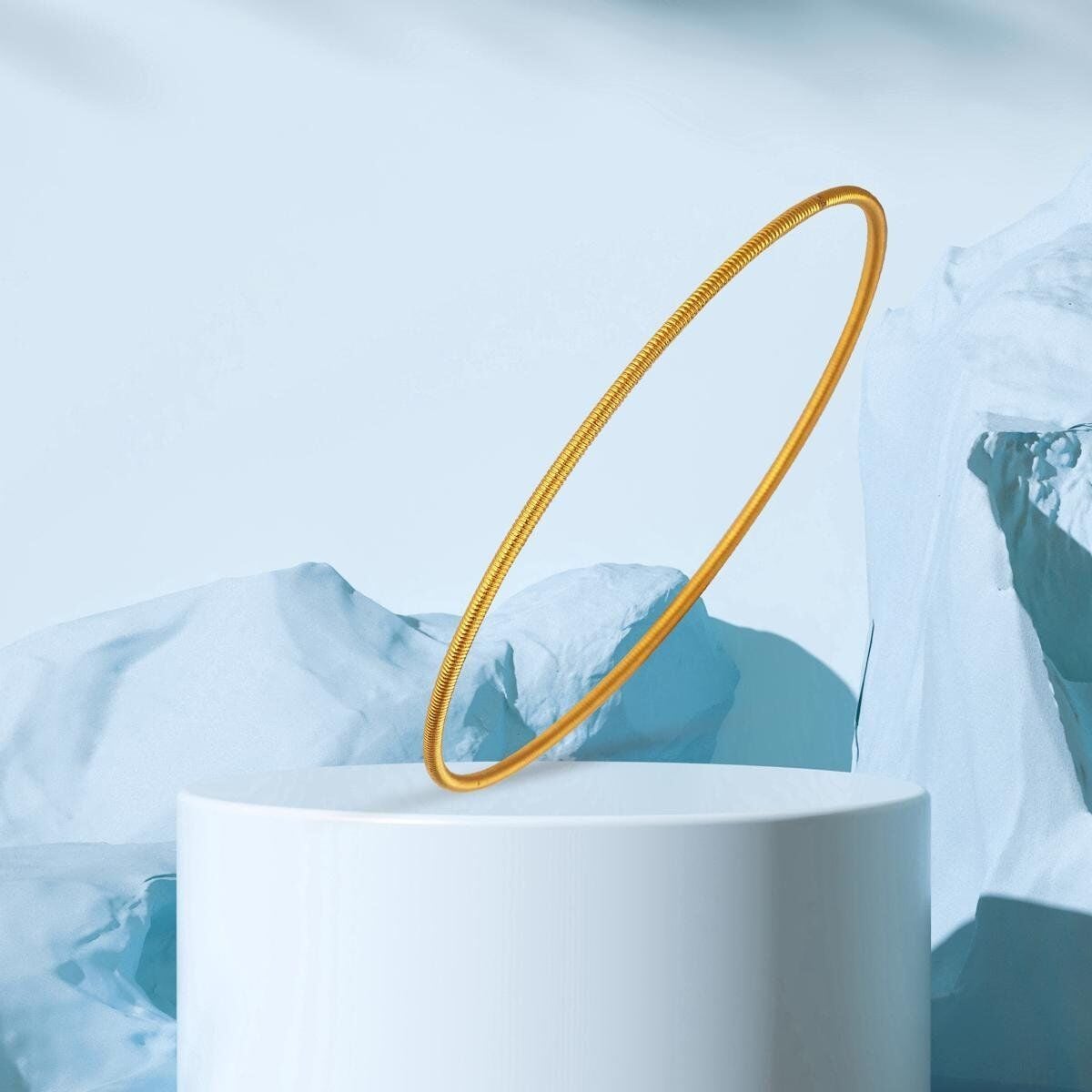 22K Yellow Gold Ribbed Ajda Bangle (10 g)