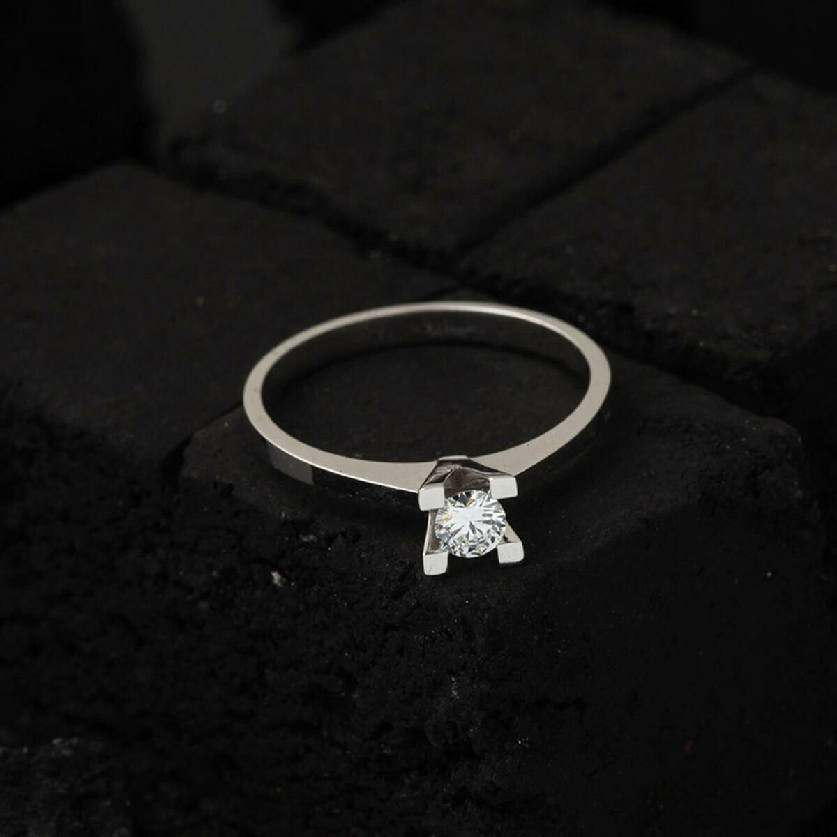 14K White Gold G Tone 0.23 Ct Diamond Single Stone Ring