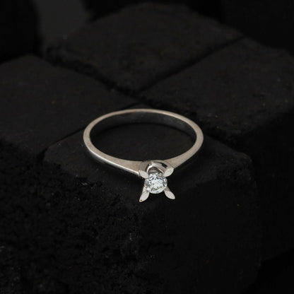 14K White Gold G Tone 0.31 Ct Diamond Solitaire Ring