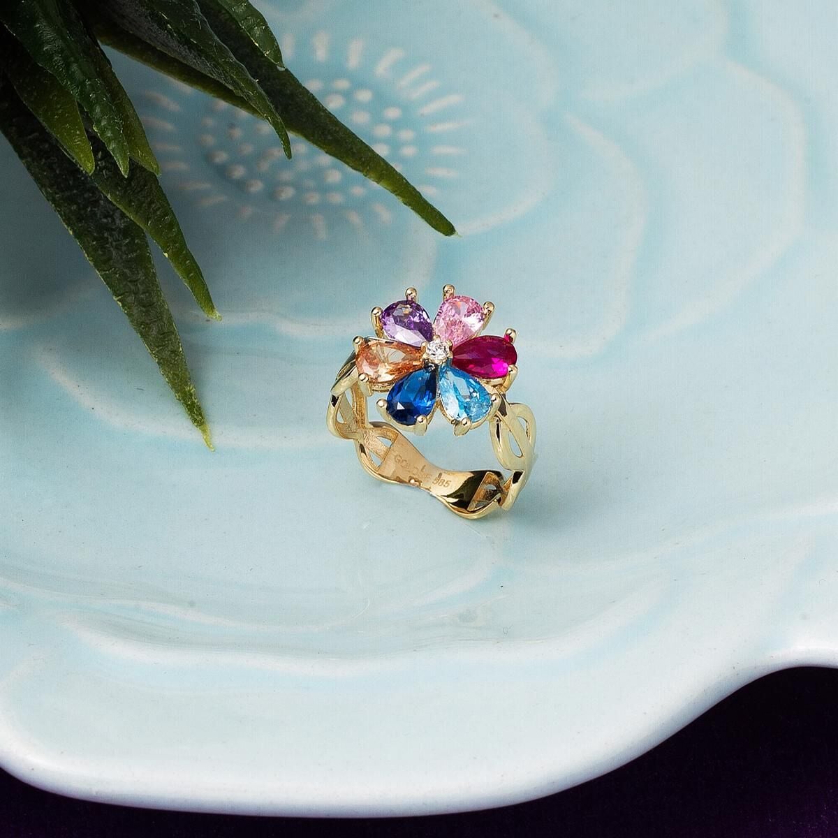14K Yellow Gold Rainbow Teardrop Cubic Zirconia Ring