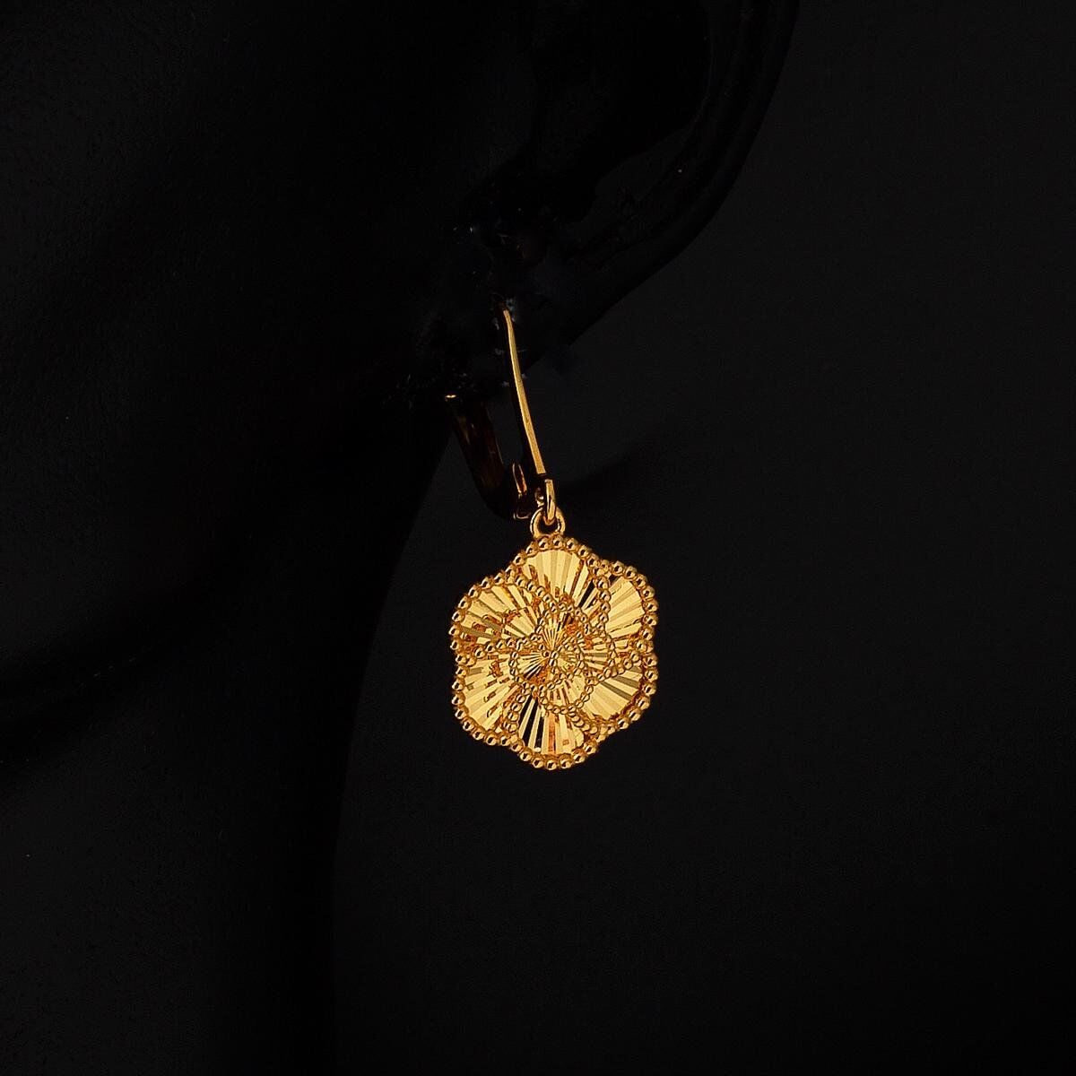 22K Yellow Gold Rose Bud Earrings