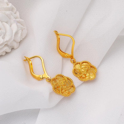 22K Yellow Gold Rose Bud Earrings