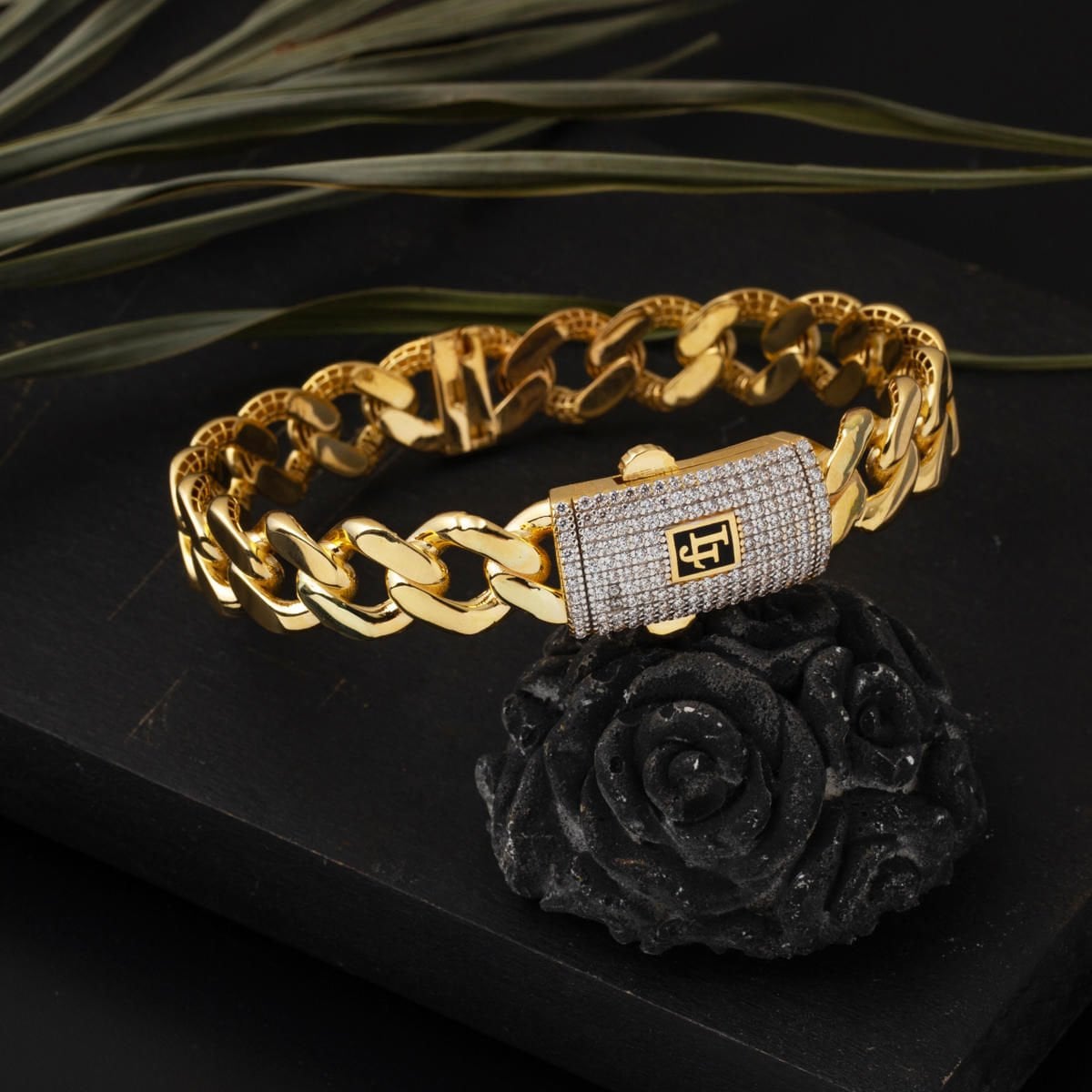 14K Yellow Gold Curb Hinged Cuff Cubic Zirconia Bracelet