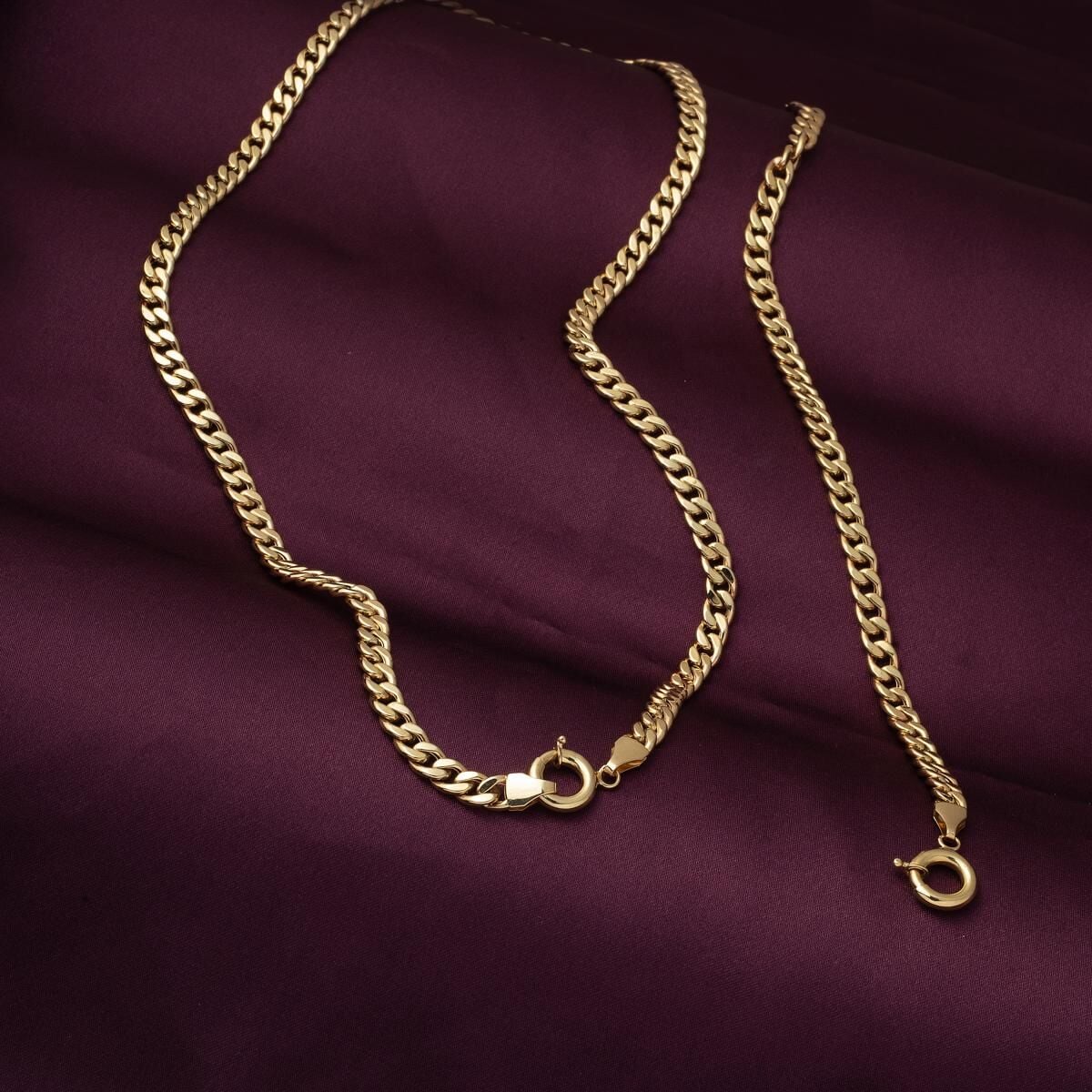 14K Yellow Gold Curb Chain Collar Necklace And Bracelet Set