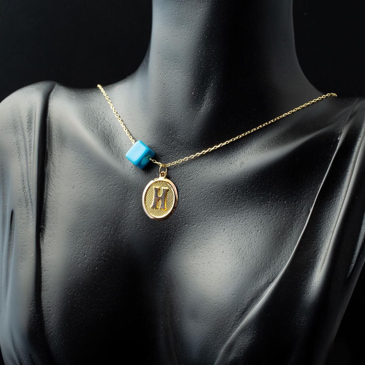 14K Yellow Gold Initial H Oval Necklace