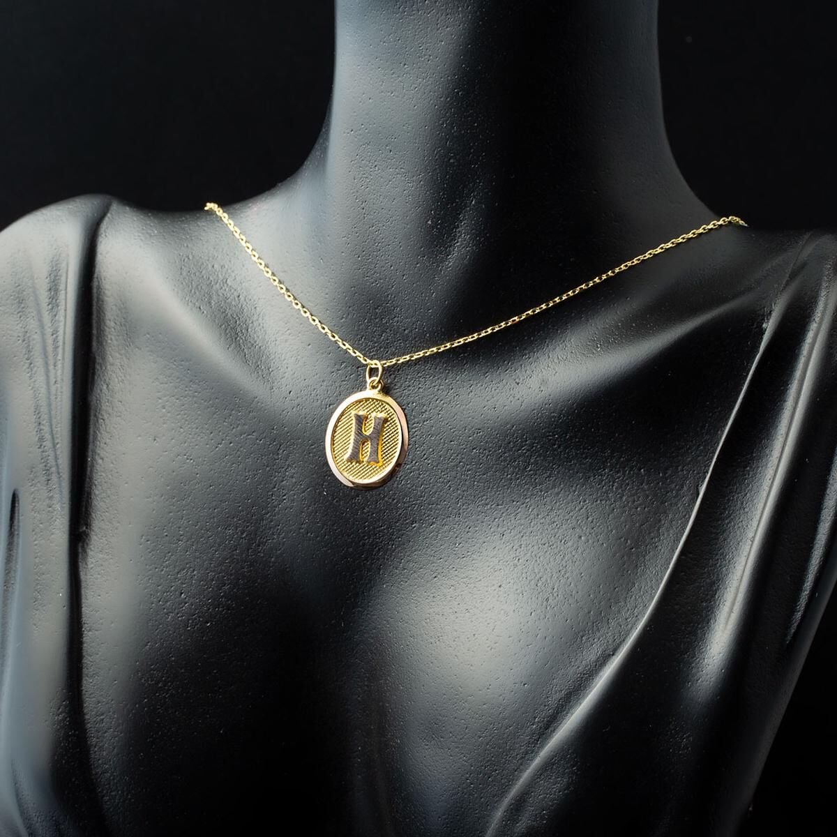 14K Yellow Gold Initial H Oval Necklace