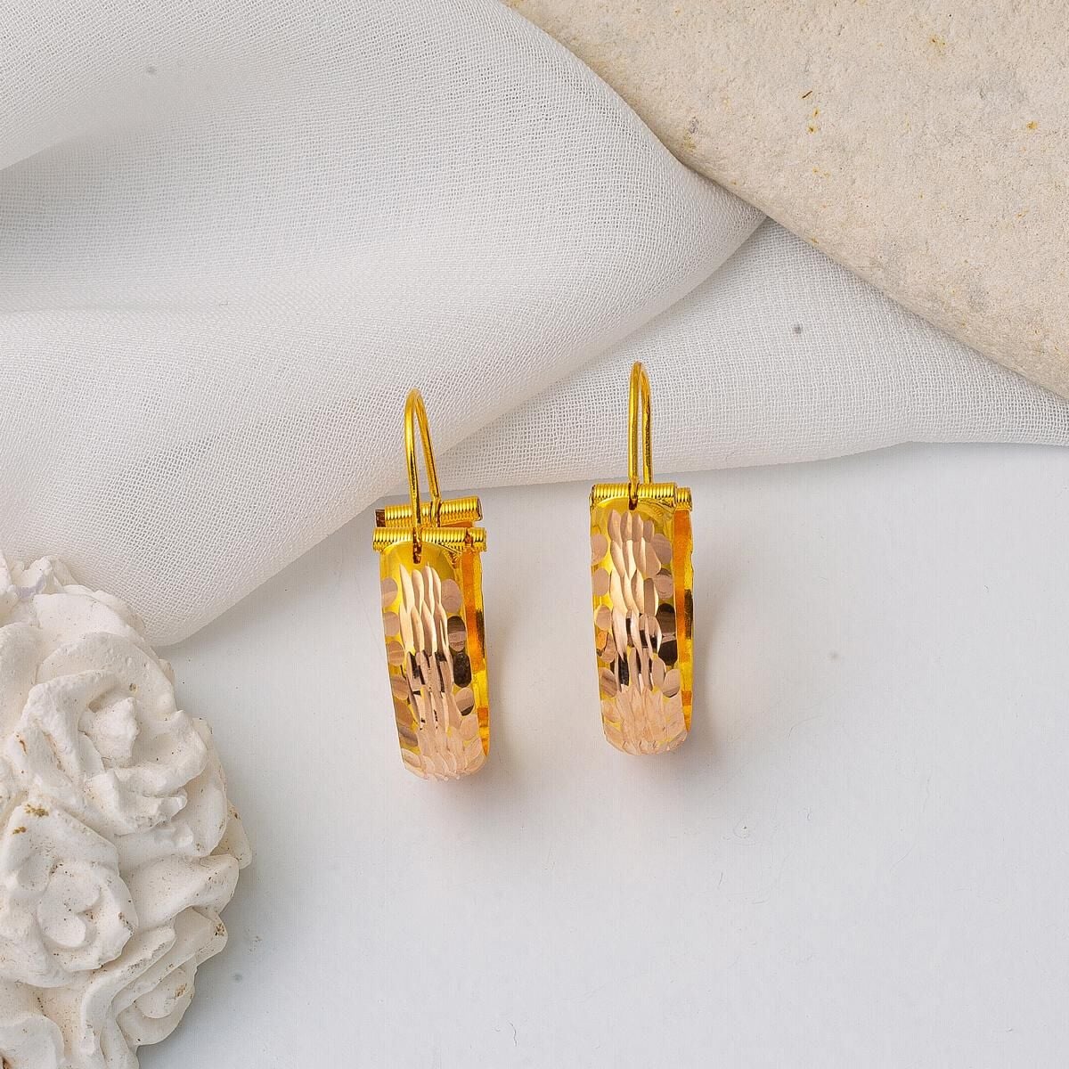 14K Yellow Gold Aleppo Weave Hoop Earrings (2.04 g)
