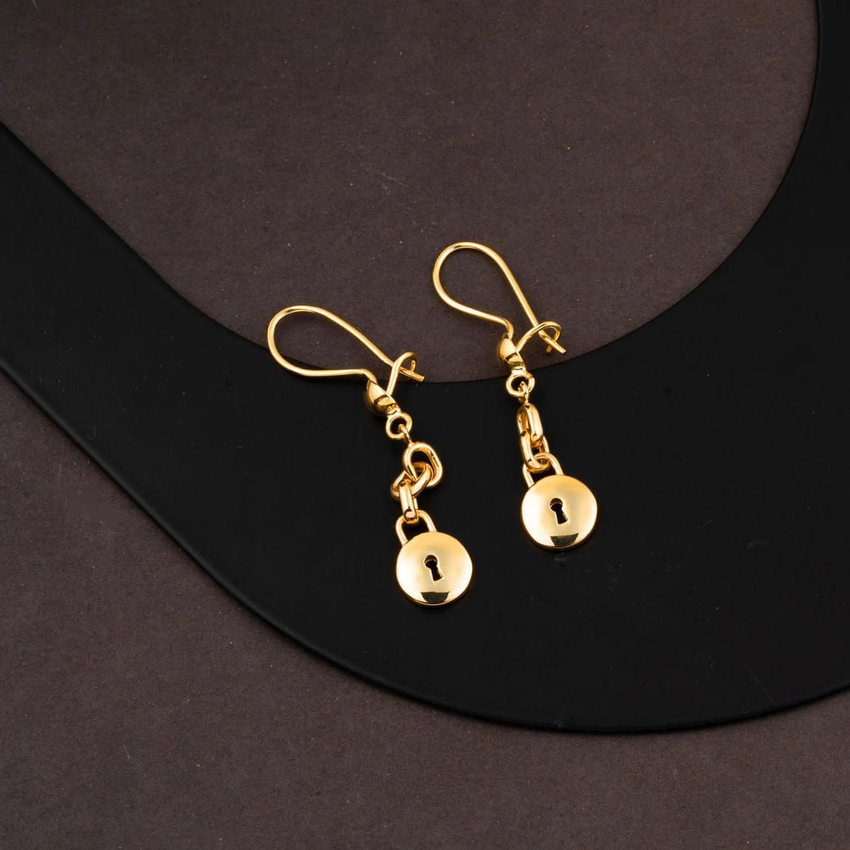 22K Yellow Gold Hoop Lock Dangle Earrings