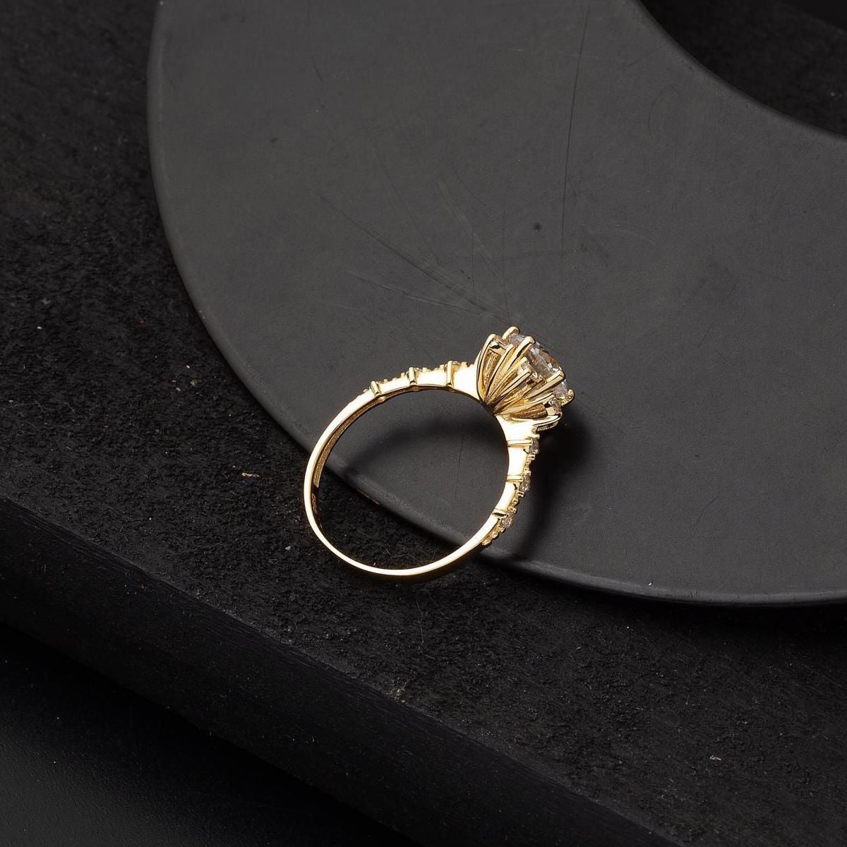 14K Yellow Gold Honeysuckle Solitaire Cubic Zirconia Ring (2.3 g)