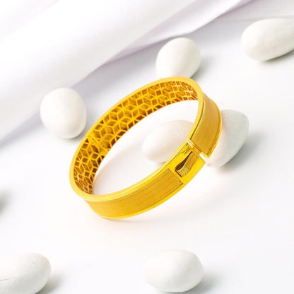 22K Yellow Gold Mesh Hinged Cuff Bangle (20.79 g)