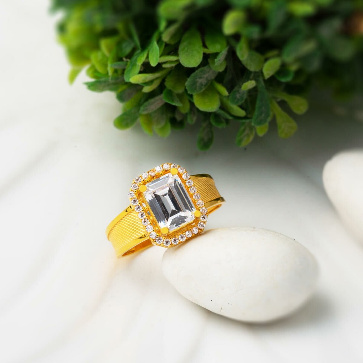 22K Yellow Gold Mesh Baguette Cubic Zirconia Ring