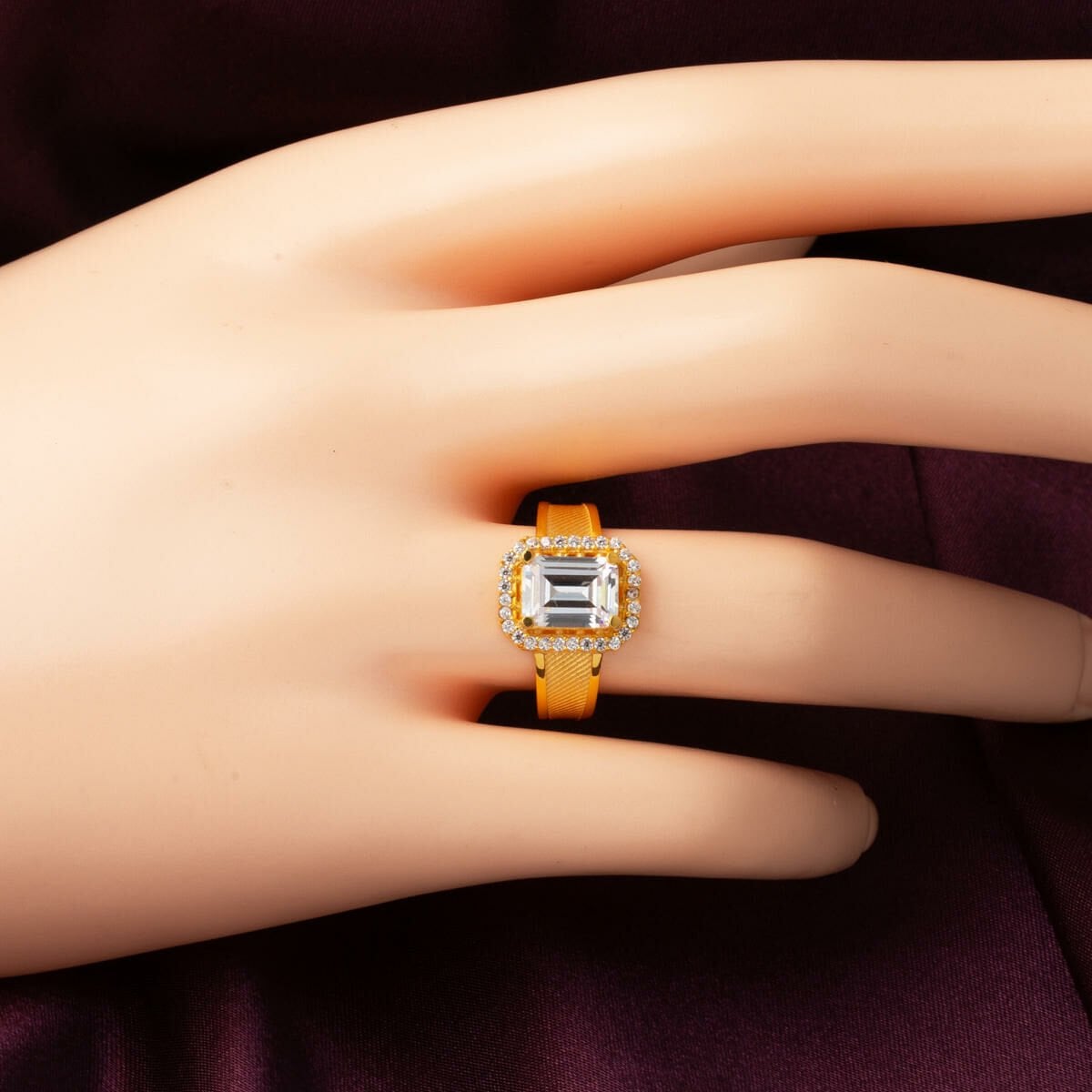 22K Yellow Gold Mesh Baguette Cubic Zirconia Ring