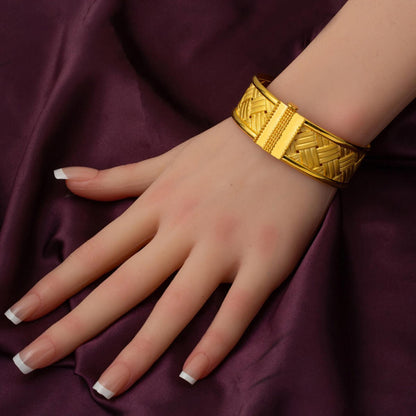 22K Yellow Gold Mesh Braided Hinged Cuff Bangle