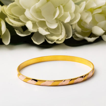 14K Yellow Gold Gift Bangle (3.9 g)