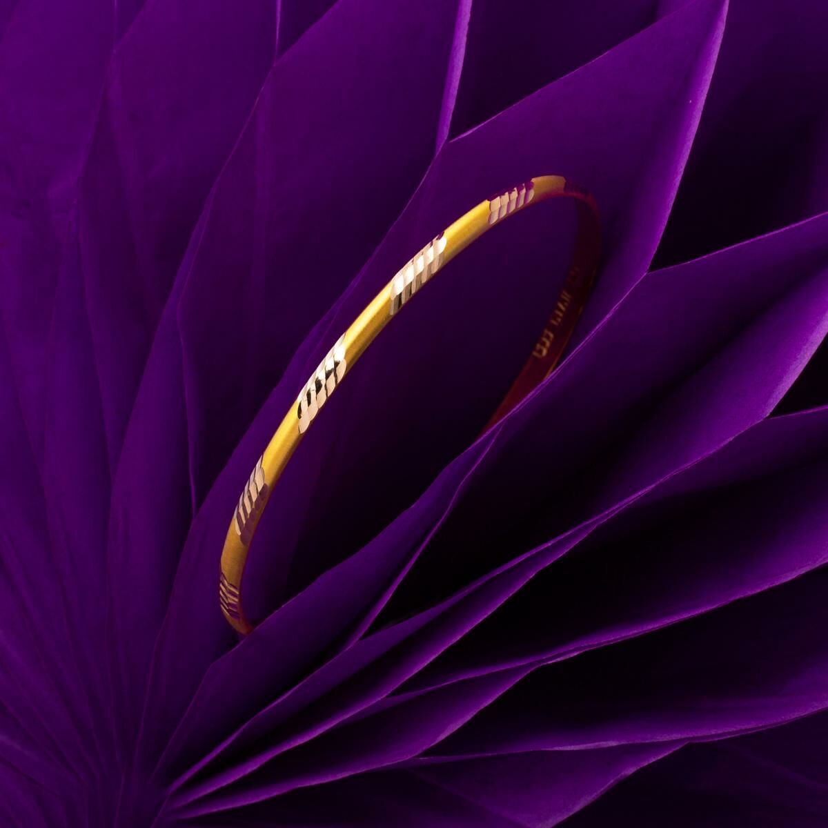 14K Yellow Gold Gift Jewelry Bangle