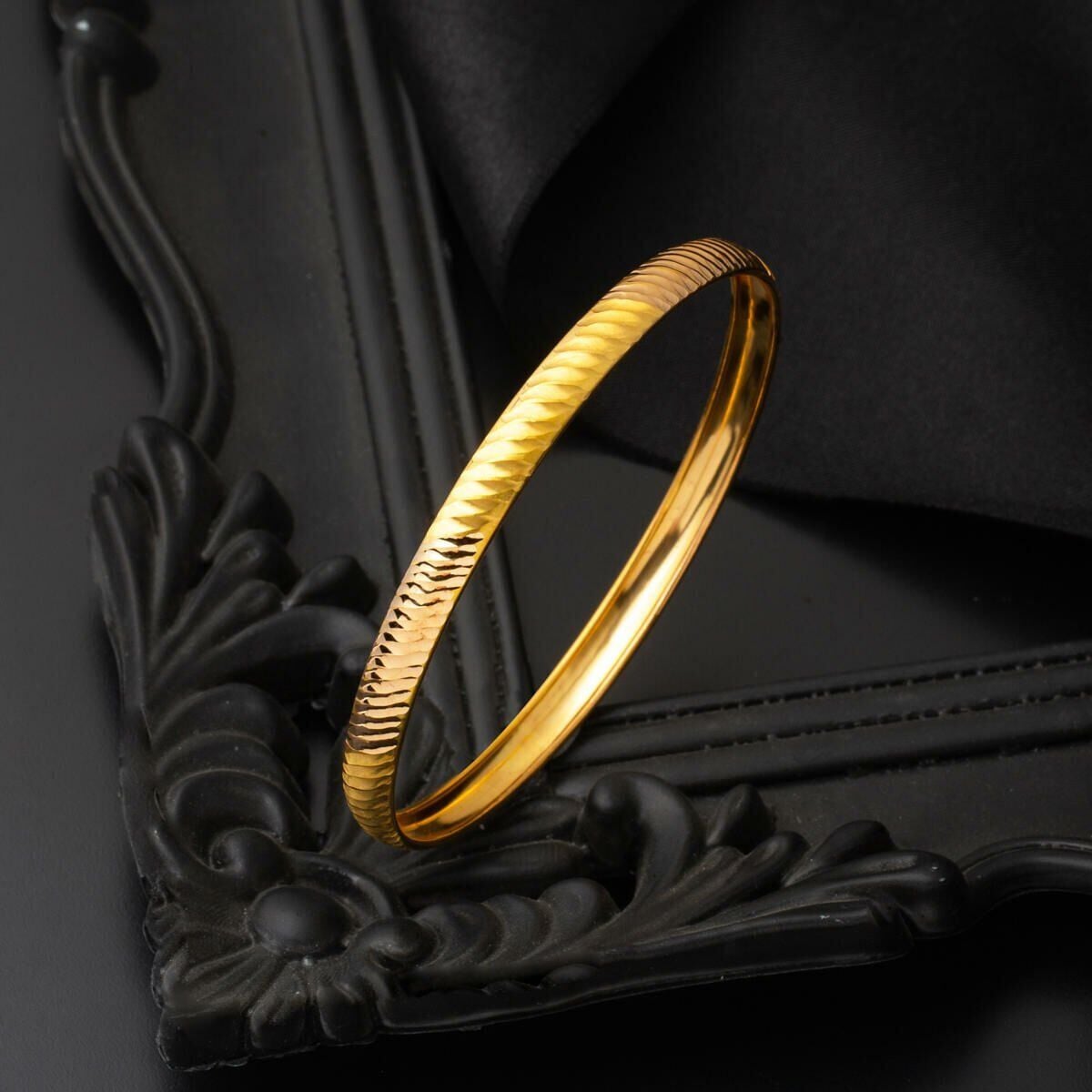 22K Yellow Gold Gift Bangle (6.5 g)