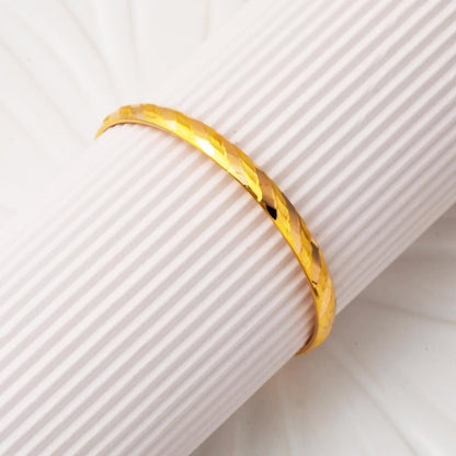 22K Yellow Gold Gift Bangle (7 g)