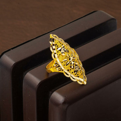 14K Yellow Gold Indian Style Ring (2.95 g)