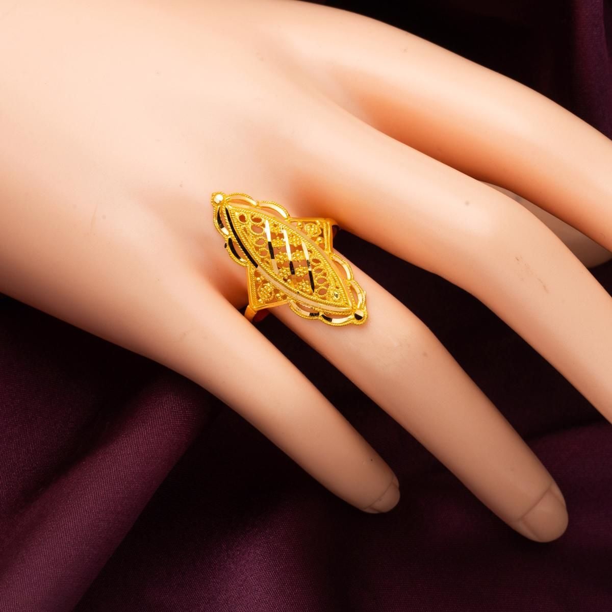 22K Yellow Gold Indian Style Ring (3.71 g)