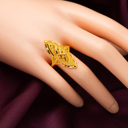 22K Yellow Gold Indian Style Ring (3.71 g)