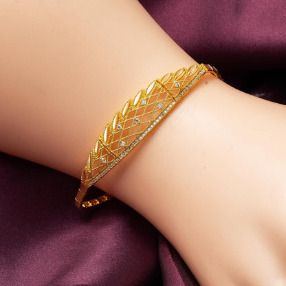 22K Yellow Gold Holiday Cubic Zirconia Bracelet