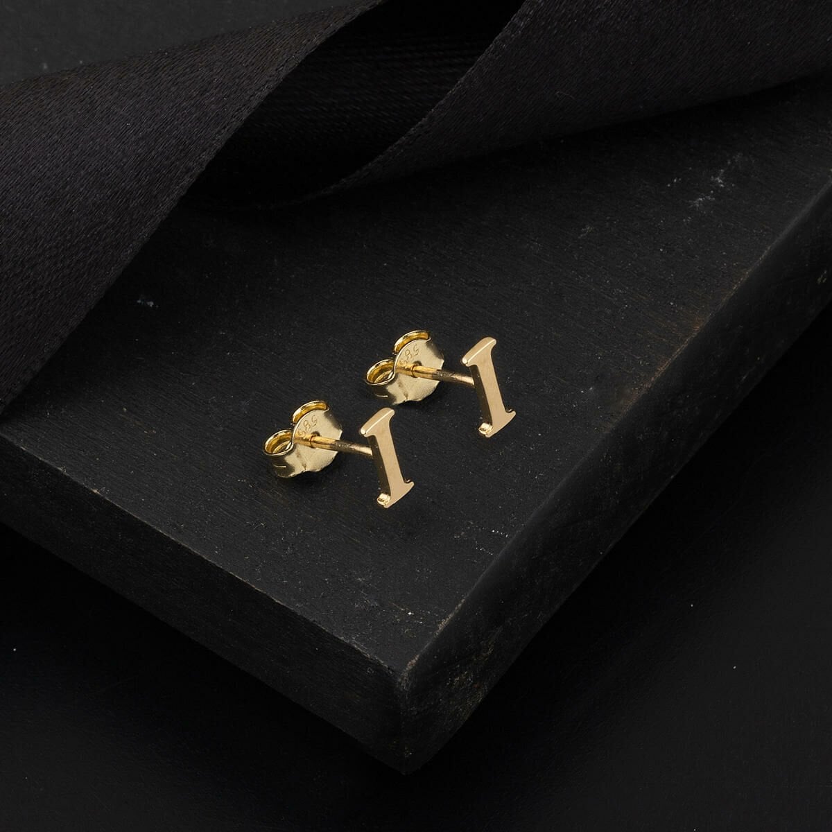 14K Yellow Gold Minimalist Initial I Earrings