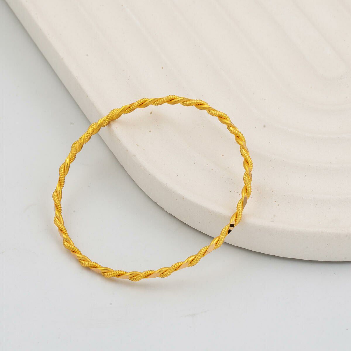 22K Yellow Gold Double Twisted Bangle (8.1 g)