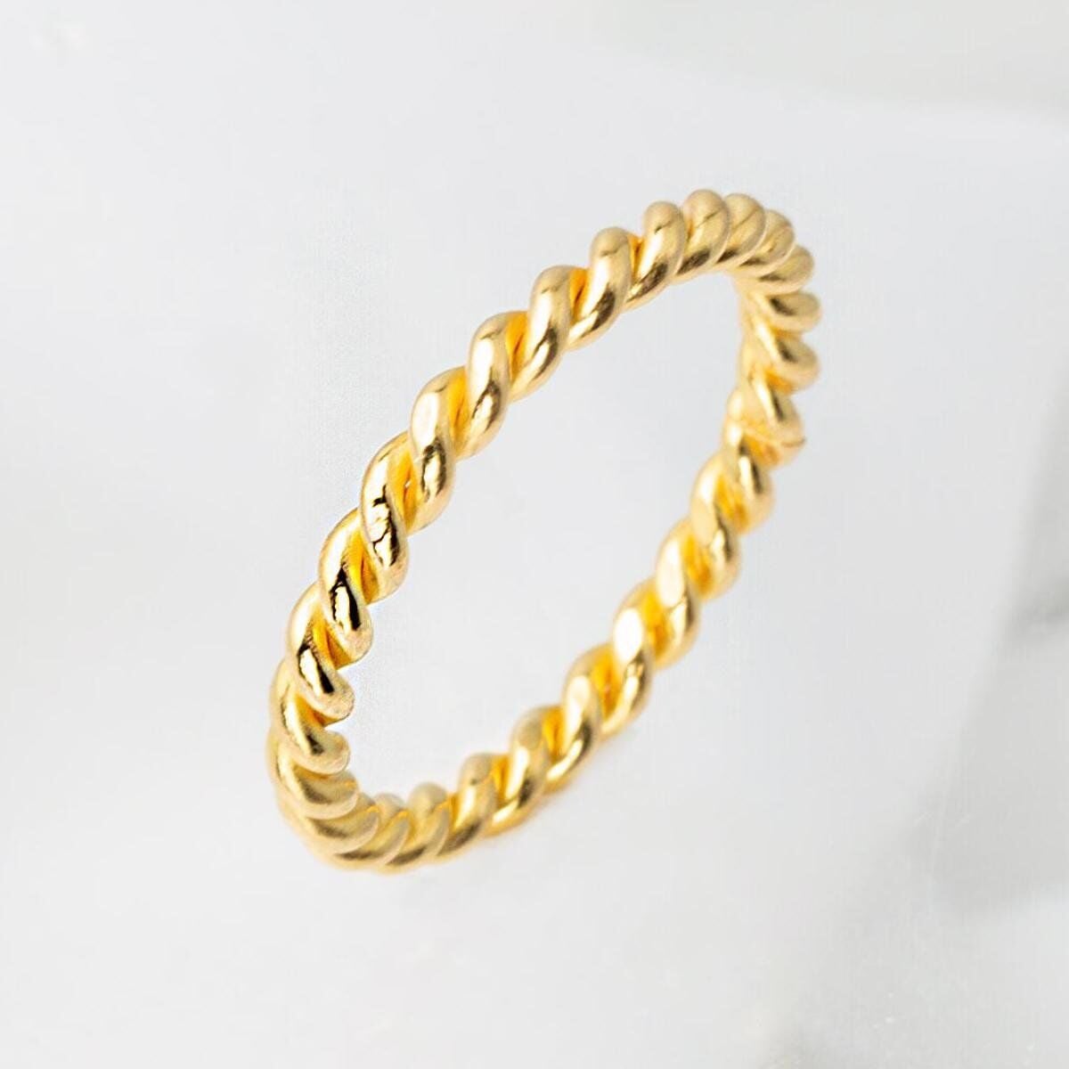 22K Yellow Gold Double Twisted Ring