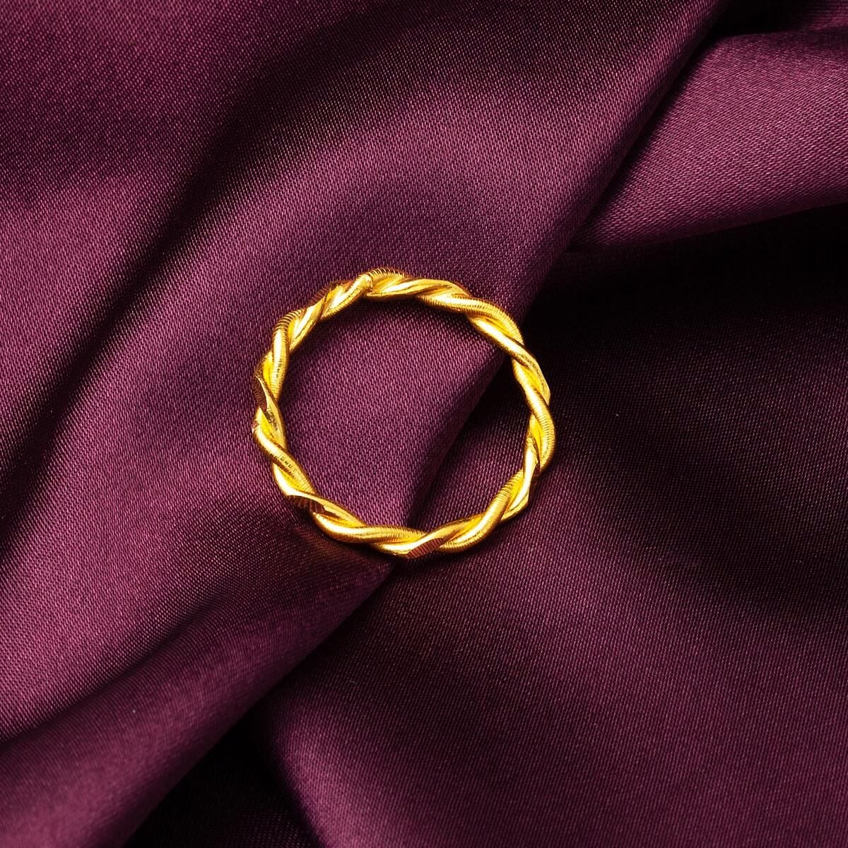 22K Yellow Gold Double Twisted Ring (3.57 g)
