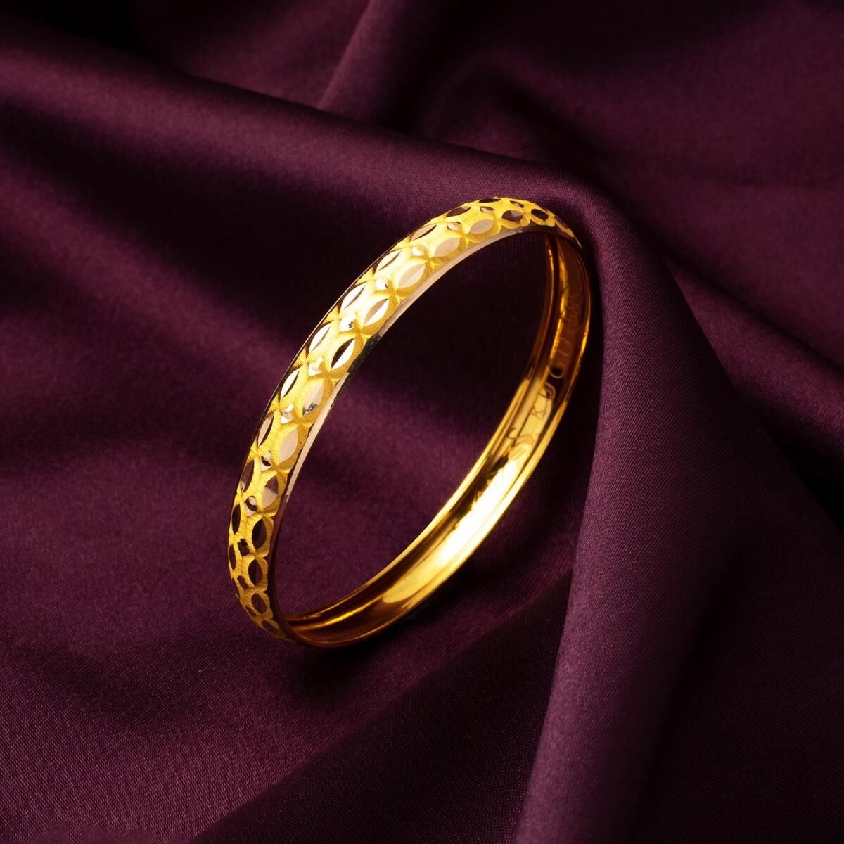 14K Yellow Gold Insta Children's Bangle