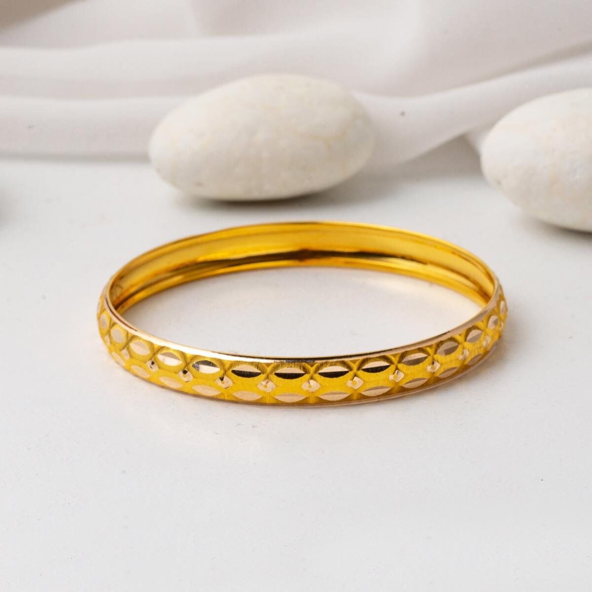 14K Yellow Gold Insta Children's Bangle