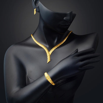 14K Yellow Gold Sparkling Wedding Set