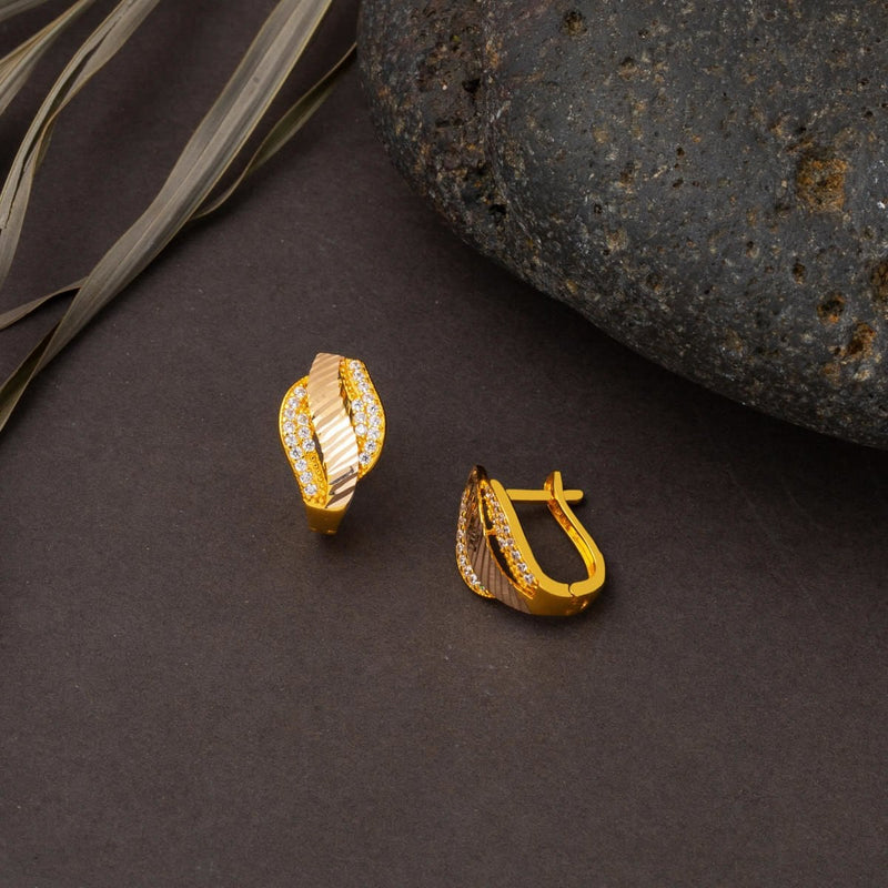 14K Yellow Gold Sparkling Cubic Zirconia Women's Earrings