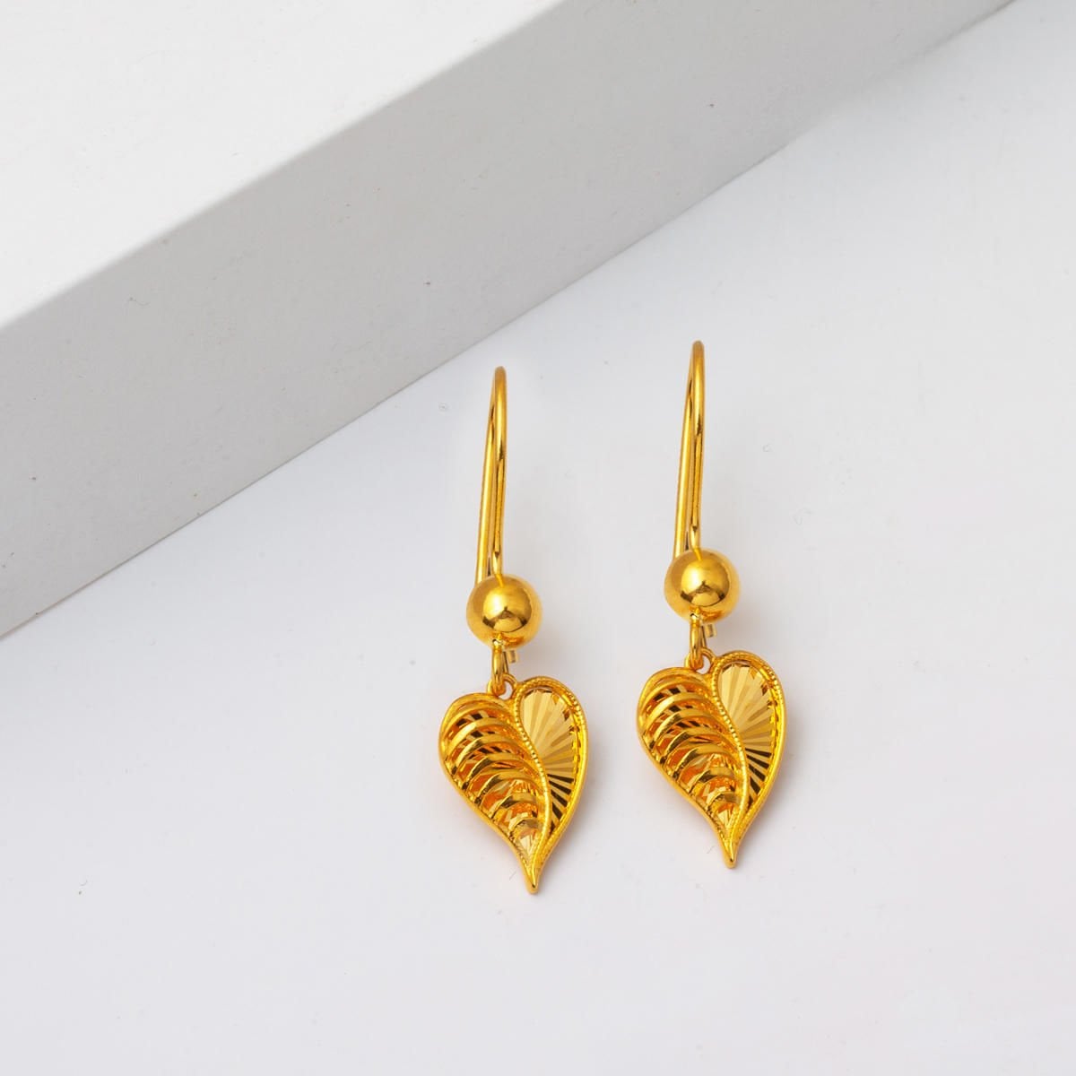 22K Yellow Gold Sparkling Heart Dangle Earrings