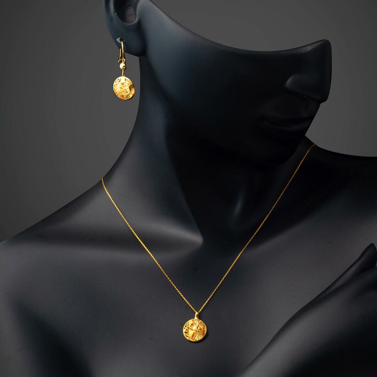 22K Yellow Gold Sparkling Design Necklace Earrings Set