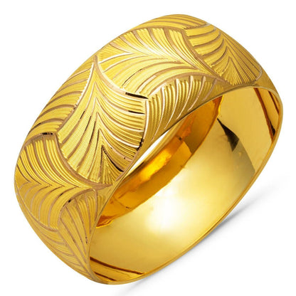 14K Yellow Gold Oyster Extra Wide Bangle