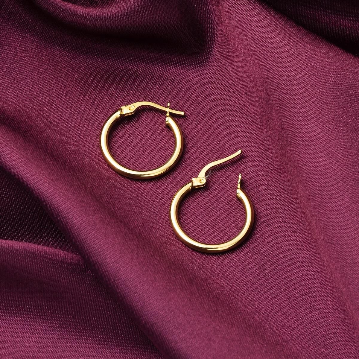 14K Yellow Gold Italian Hoop Earrings (1.35 g)