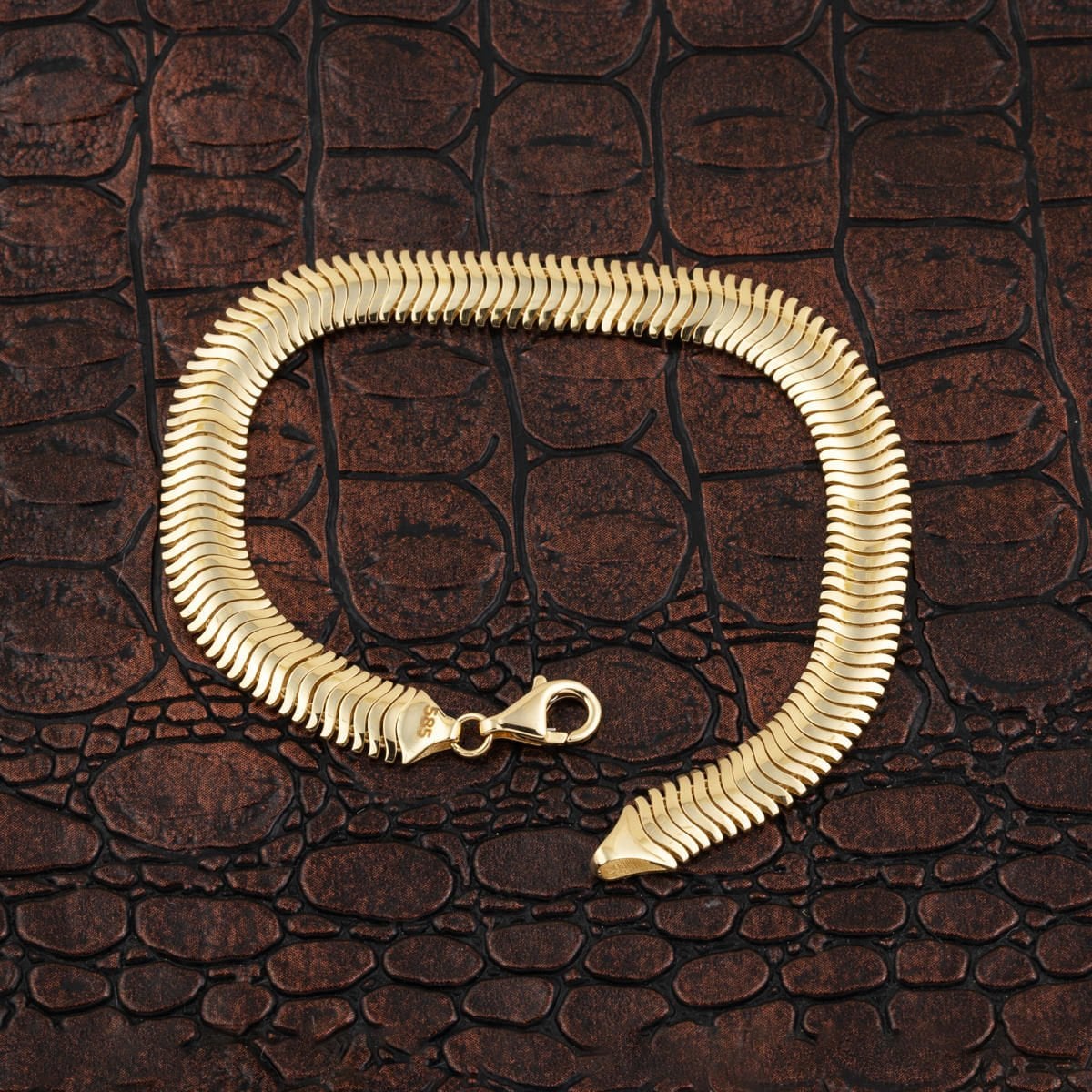 14K Yellow Gold Italian Thick Herringbone Bracelet